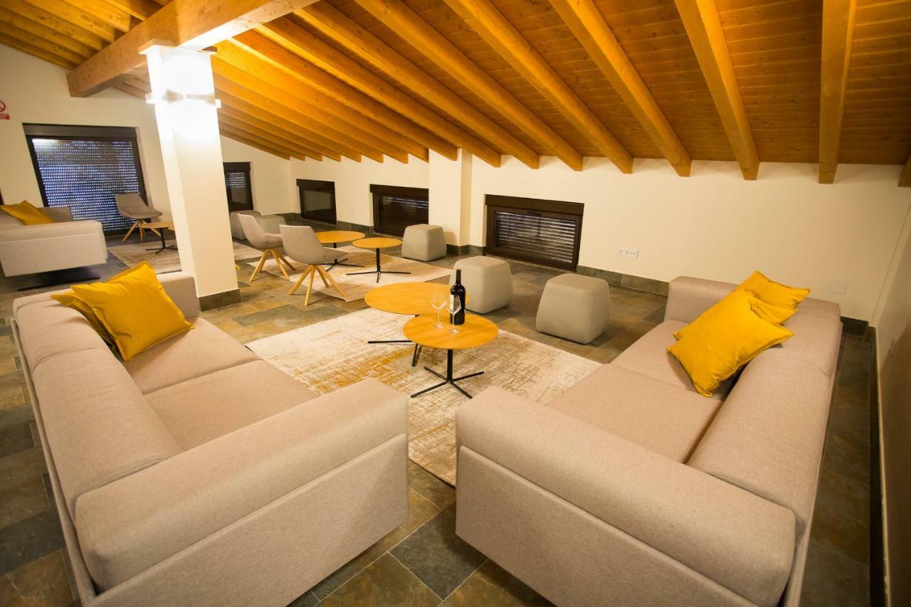Villa Lucerna Sports & Hotel Resort Vigo de Sanabria Esterno foto